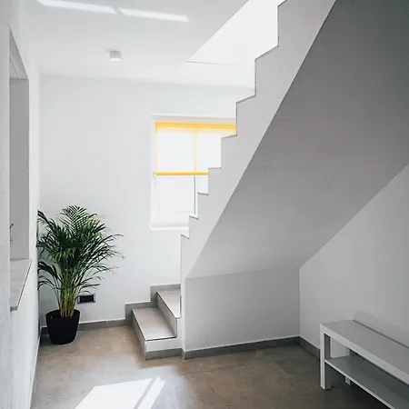Schleicher Mit Klimaanlage Apartment