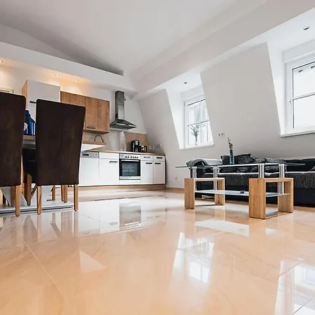 Schleicher Mit Klimaanlage Апартаменты *